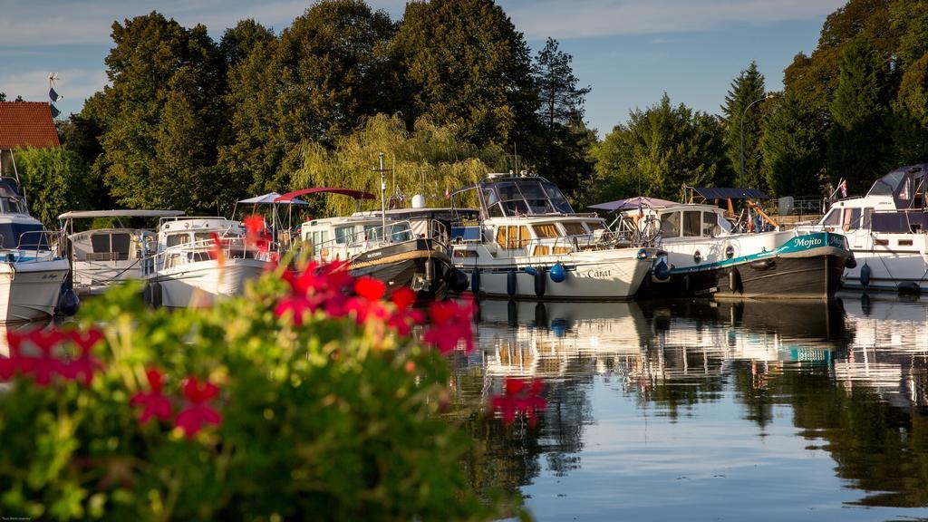 Отель Le Port De Десиз Номер фото